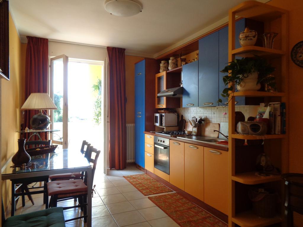 Liz Beth Apartment Lucca Phòng bức ảnh